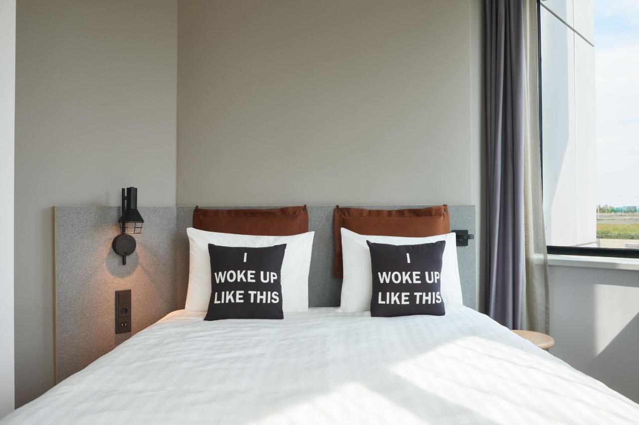Готель Moxy Amsterdam Schiphol Airport Гофддорп Екстер'єр фото