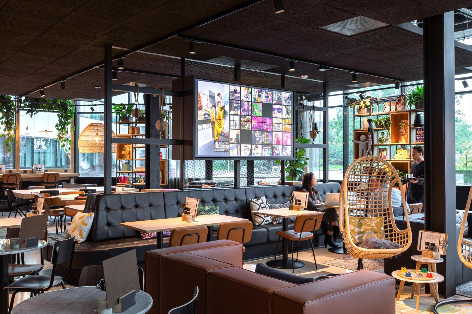 Готель Moxy Amsterdam Schiphol Airport Гофддорп Екстер'єр фото