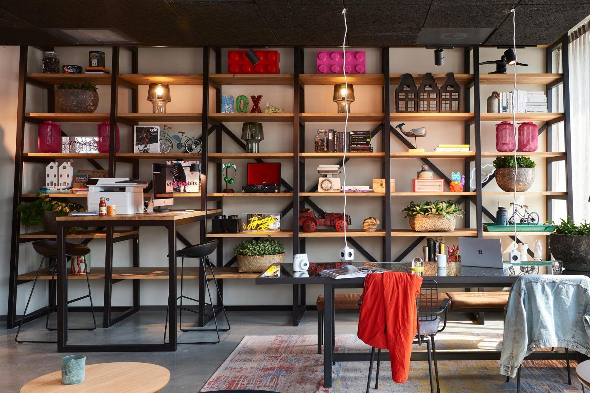 Готель Moxy Amsterdam Schiphol Airport Гофддорп Екстер'єр фото